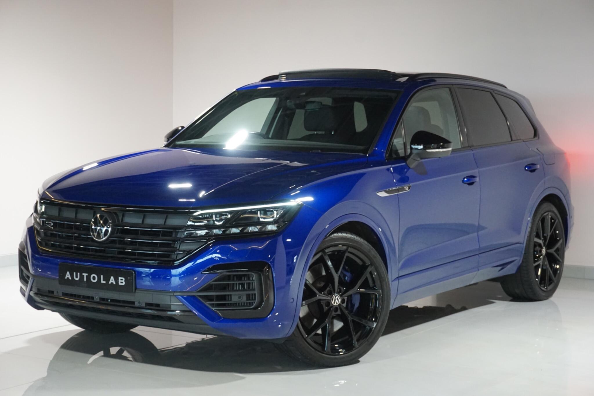 Volkswagen Touareg 3.0 V6 TSI eHybrid 14.3kWh R SUV 5dr Petrol Plug-in Hybrid Tiptronic 4Motion Euro 6 (s/s) (462 ps)